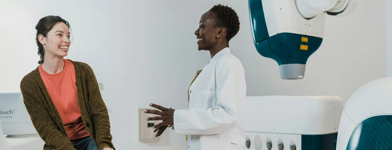 A patient meeting a specialist for a consultation.